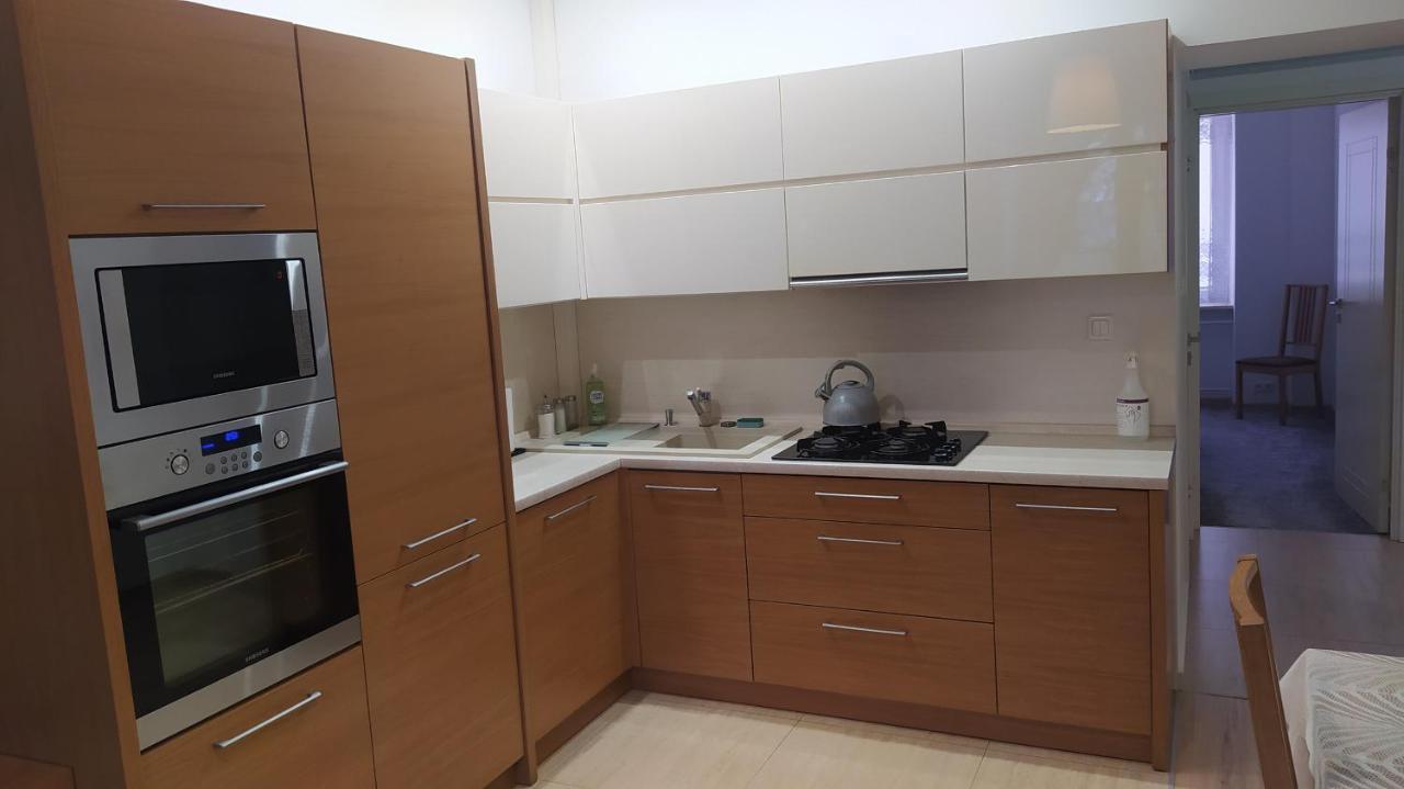Apartament Szczesliwicka Varsóvia Exterior foto